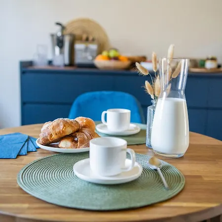 Letizia לינה וארוחת בוקר