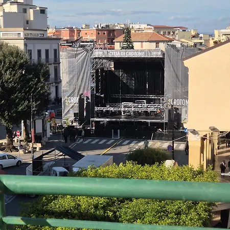 לינה וארוחת בוקר Letizia