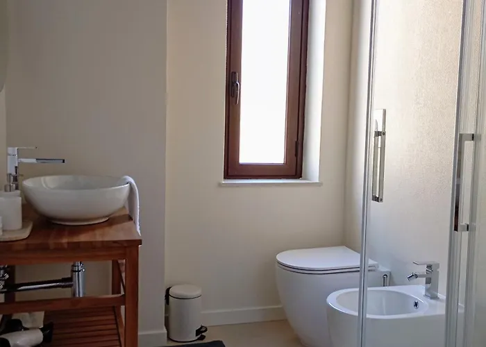 Letizia לינה וארוחת בוקר