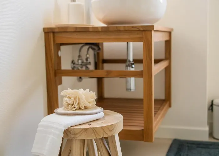 לינה וארוחת בוקר Letizia 4*